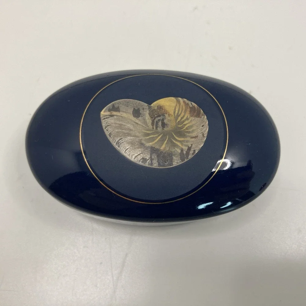 Vtg Otagiri Japan Nautilus Oval‎ Trinket Box Cobalt with Gold Accents Decor 3
